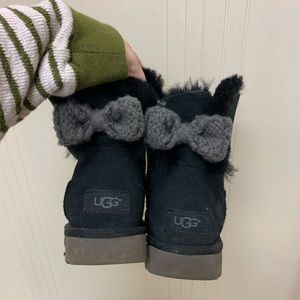 Black bow Uggs